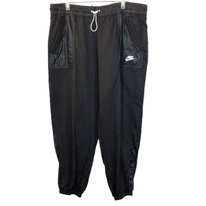 Nike‎ Jogger Pants Womens  XXLarge Woven Cargo Rebel Athleisure Sportswear Black